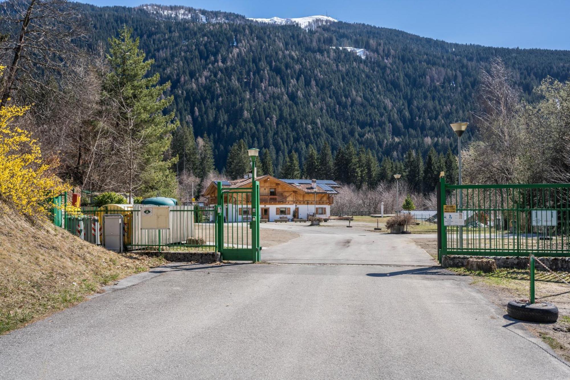 Chalet Camping Fae 1 Madonna di Campiglio Exterior foto